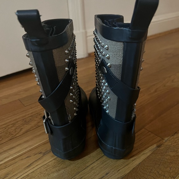 Dust bag available - Picture 2 of 4